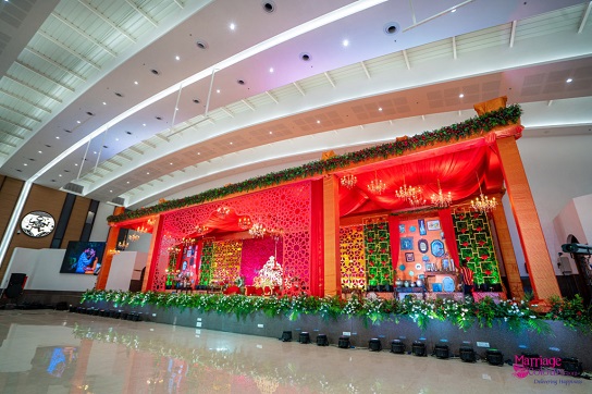 red theme reception decor, GKS Convention Centre